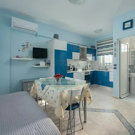 Stella House *